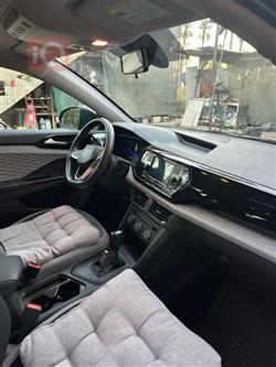 فولكسفاغن تاوس